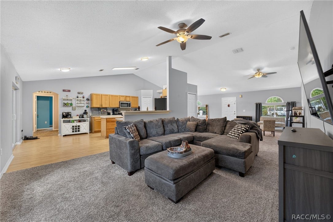 8364 N Pocono Drive, Citrus Springs, FL 34434 8364 N Pocono Drive, Citrus Springs, FL 34434