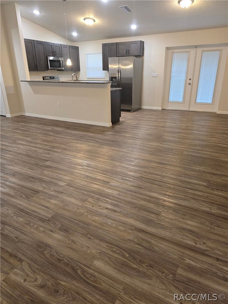 3074 W Bedford Lane, Dunnellon, FL 34433 3074 W Bedford Lane, Dunnellon, FL 34433