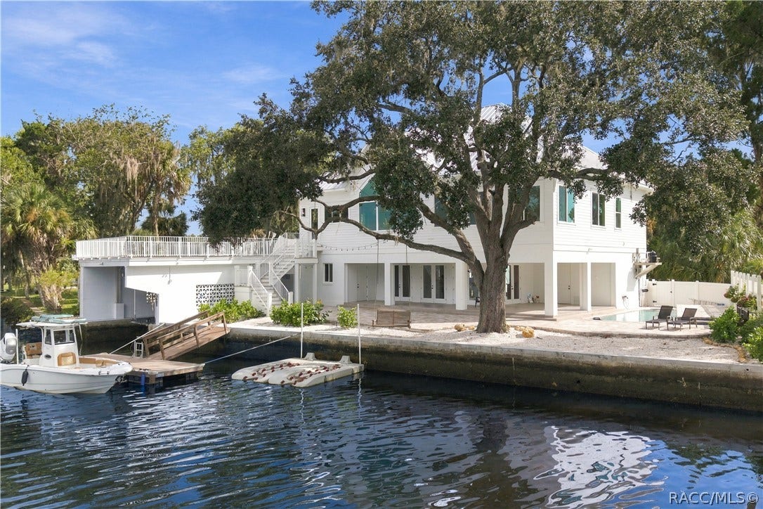 414 NW 8th Avenue, Crystal River, FL 34428
