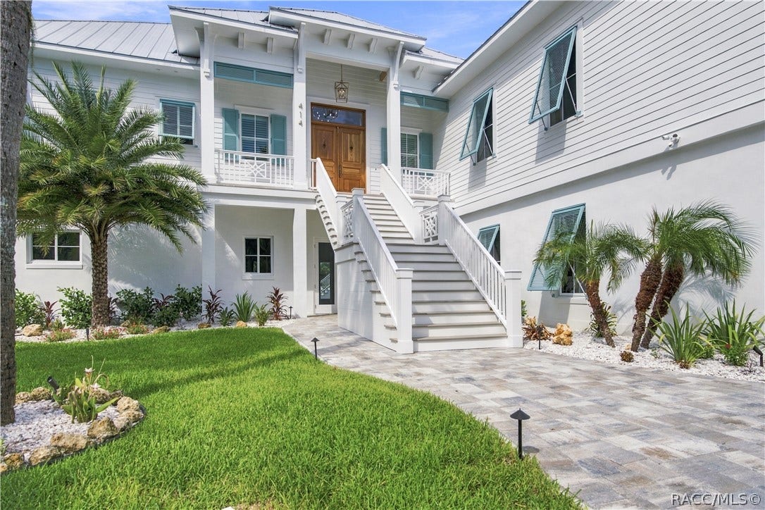 414 NW 8th Avenue, Crystal River, FL 34428