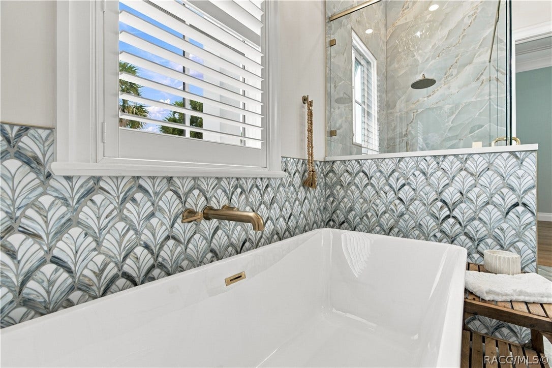 414 NW 8th Avenue, Crystal River, FL 34428