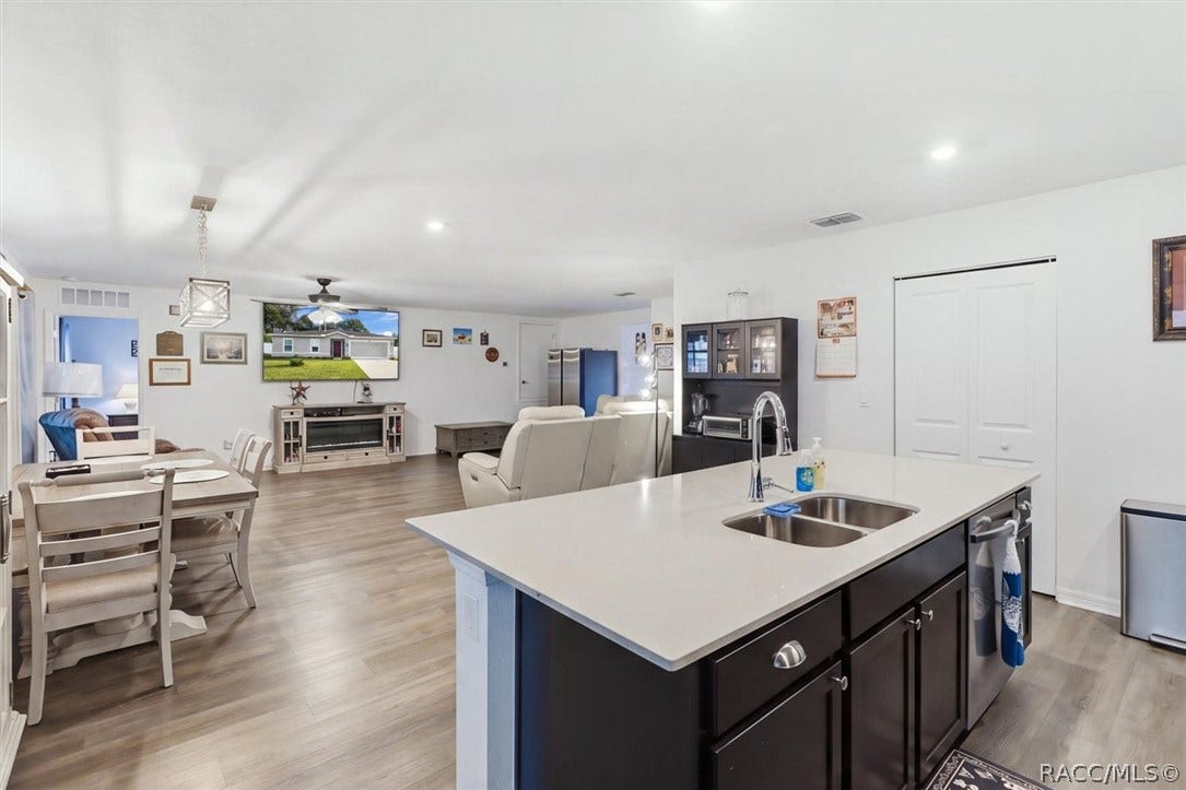 8810 E Maplewood Street, Inverness, FL 34450 8810 E Maplewood Street, Inverness, FL 34450