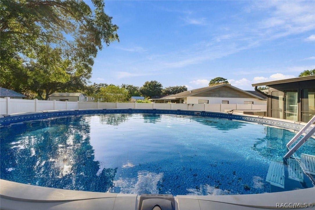 8810 E Maplewood Street, Inverness, FL 34450 8810 E Maplewood Street, Inverness, FL 34450