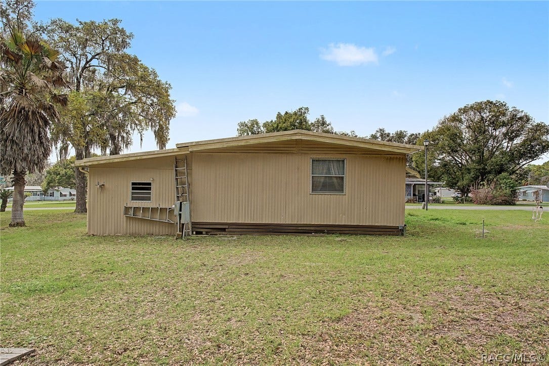 8245 E Lulas Lane, Floral City, FL 34436 8245 E Lulas Lane, Floral City, FL 34436
