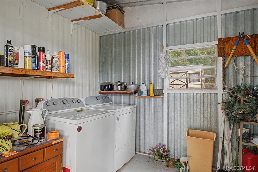 8245 E Lulas Lane, Floral City, FL 34436 8245 E Lulas Lane, Floral City, FL 34436