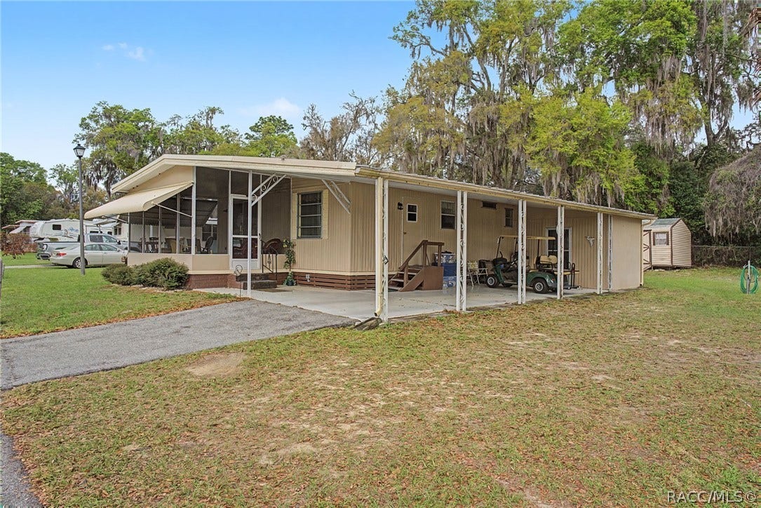 8245 E Lulas Lane, Floral City, FL 34436 8245 E Lulas Lane, Floral City, FL 34436