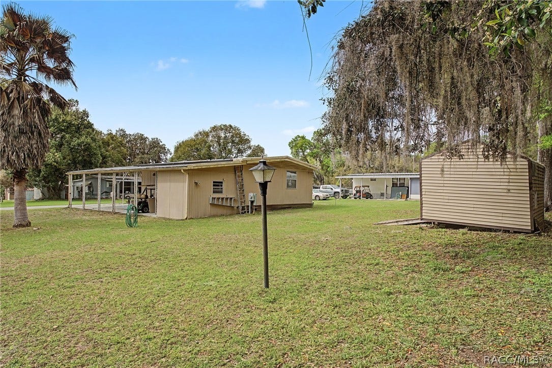 8245 E Lulas Lane, Floral City, FL 34436 8245 E Lulas Lane, Floral City, FL 34436