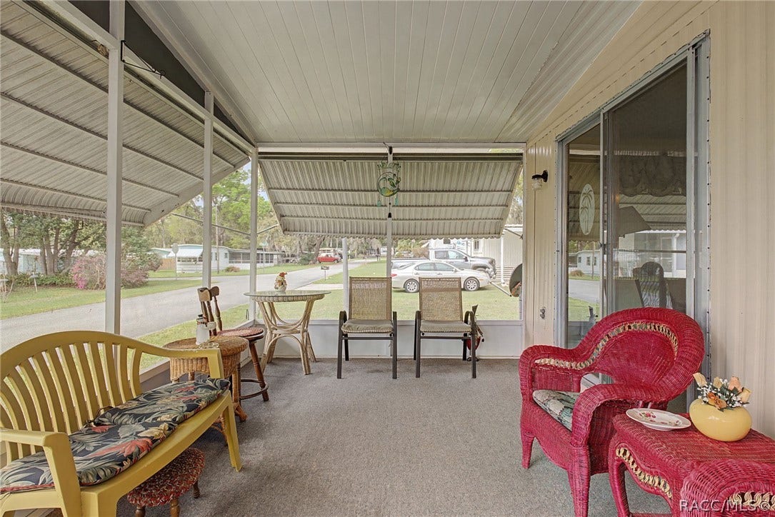 8245 E Lulas Lane, Floral City, FL 34436 8245 E Lulas Lane, Floral City, FL 34436