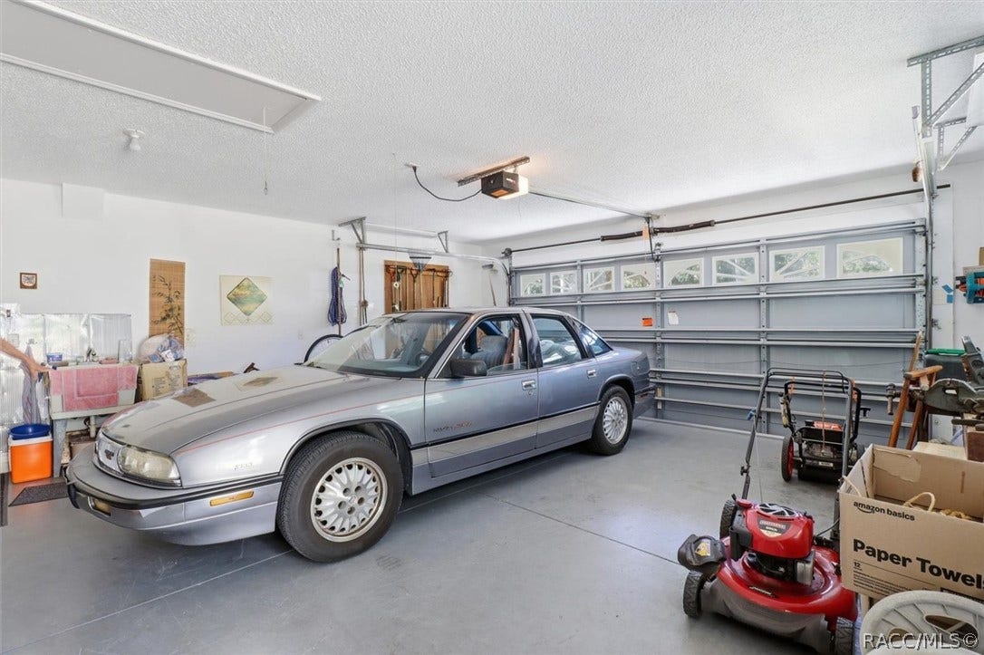 337 E Buckingham Drive, Lecanto, FL 34461 337 E Buckingham Drive, Lecanto, FL 34461