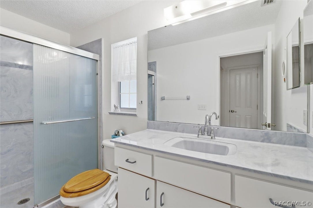 337 E Buckingham Drive, Lecanto, FL 34461 337 E Buckingham Drive, Lecanto, FL 34461