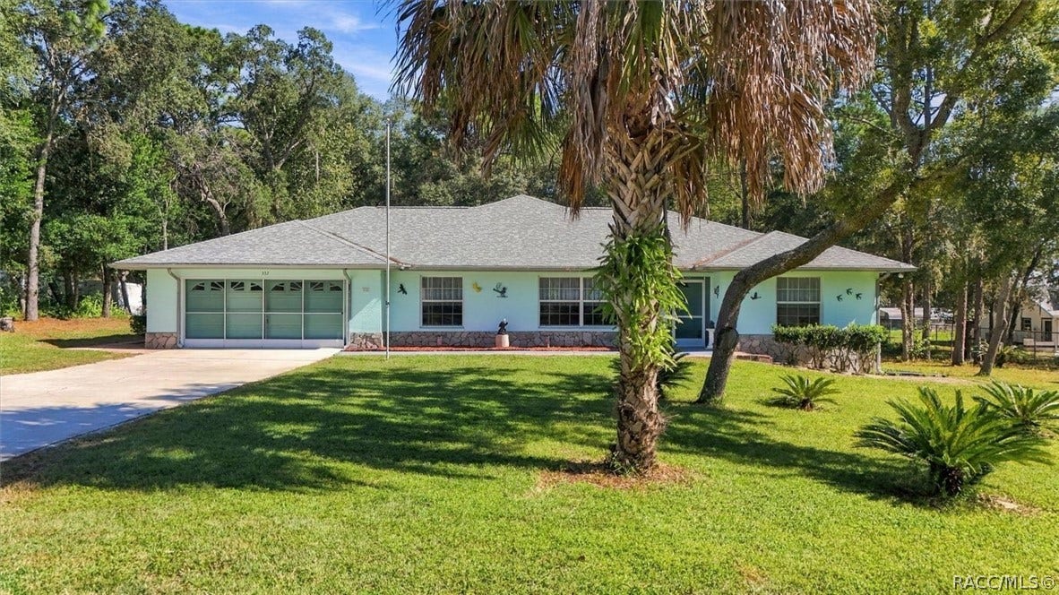 337 E Buckingham Drive, Lecanto, FL 34461 337 E Buckingham Drive, Lecanto, FL 34461