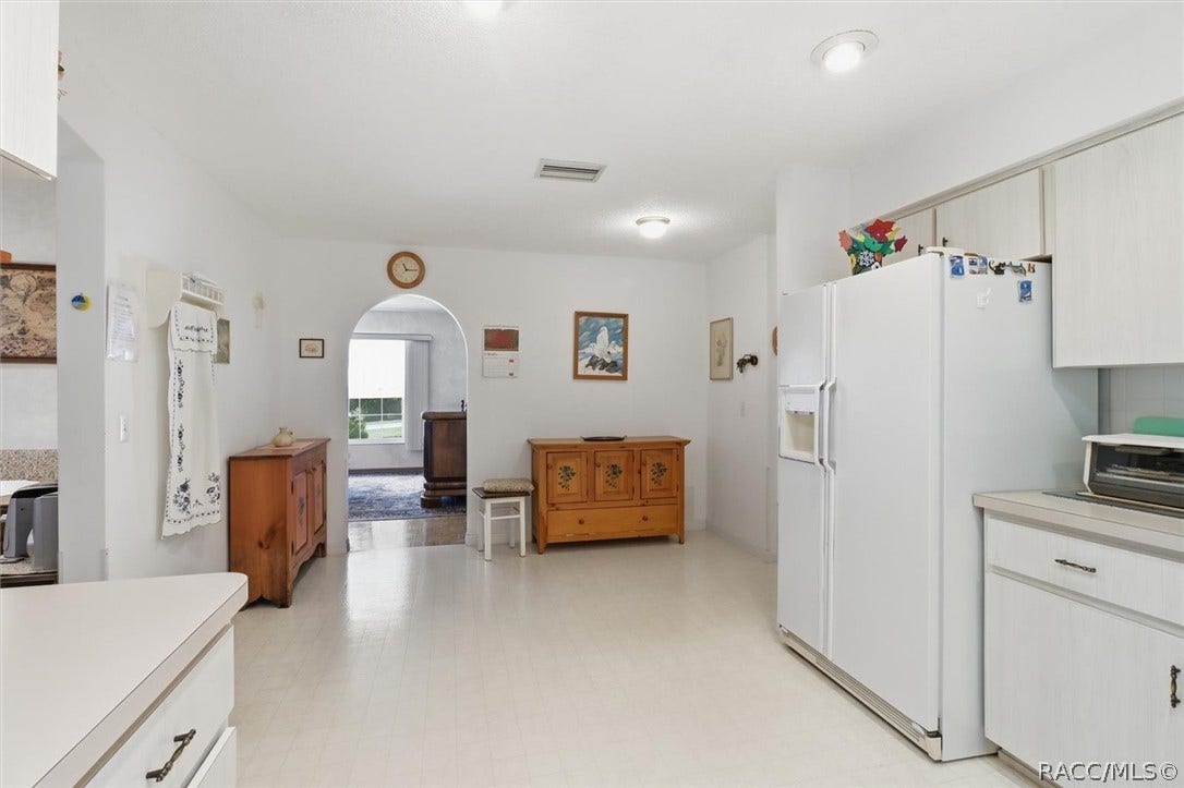 337 E Buckingham Drive, Lecanto, FL 34461 337 E Buckingham Drive, Lecanto, FL 34461
