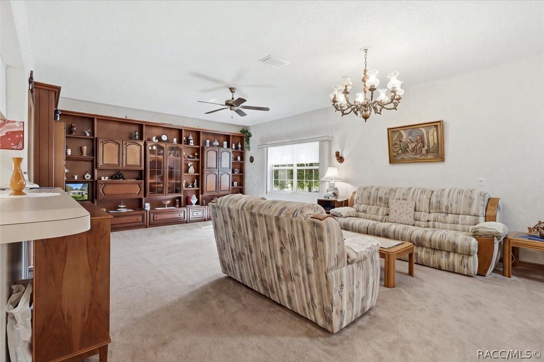 337 E Buckingham Drive, Lecanto, FL 34461 337 E Buckingham Drive, Lecanto, FL 34461