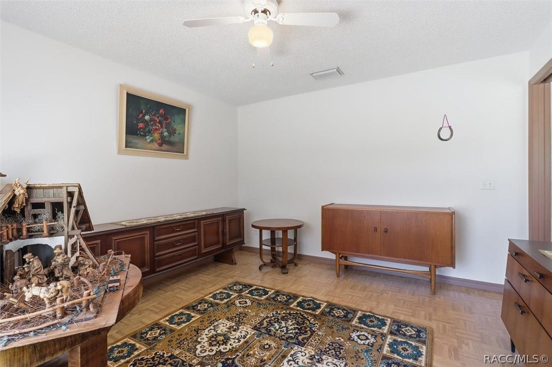 337 E Buckingham Drive, Lecanto, FL 34461 337 E Buckingham Drive, Lecanto, FL 34461