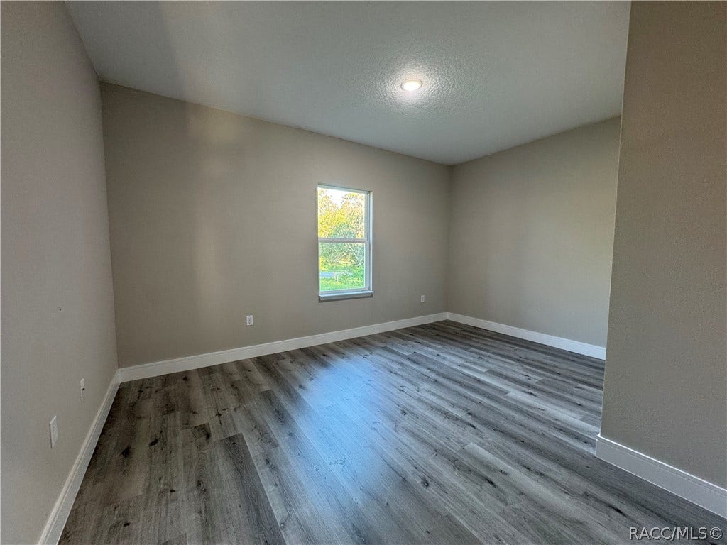 7065 N Lime Drive, Citrus Springs, FL 34433