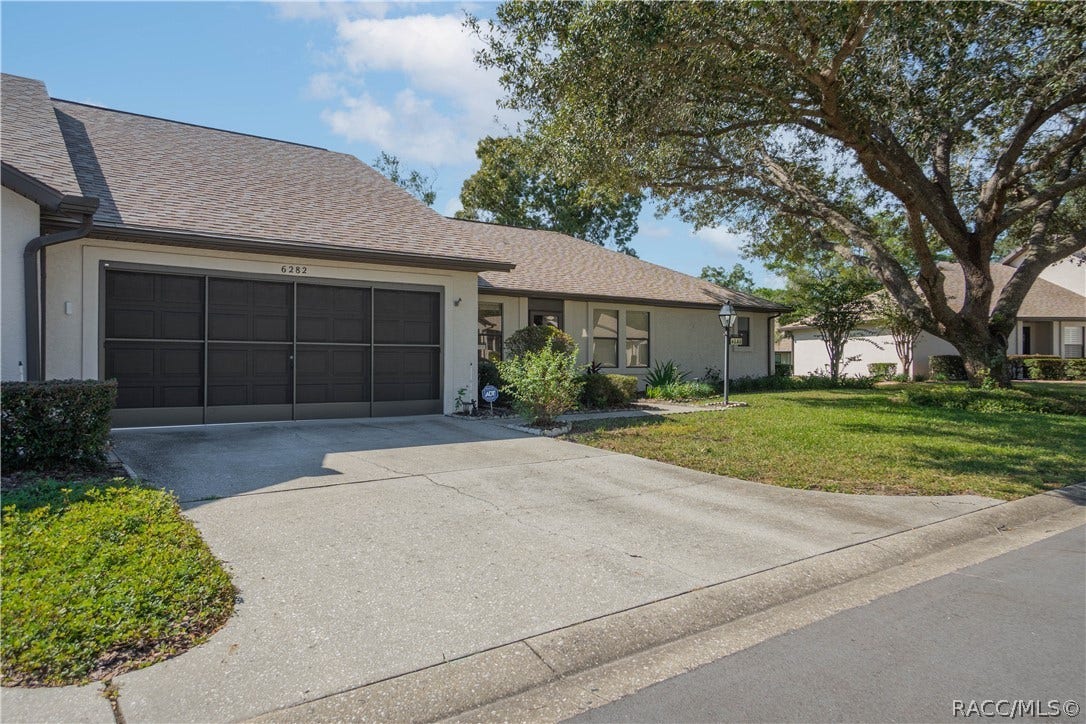 6282 W Lexington Drive, Crystal River, FL 34429 6282 W Lexington Drive, Crystal River, FL 34429