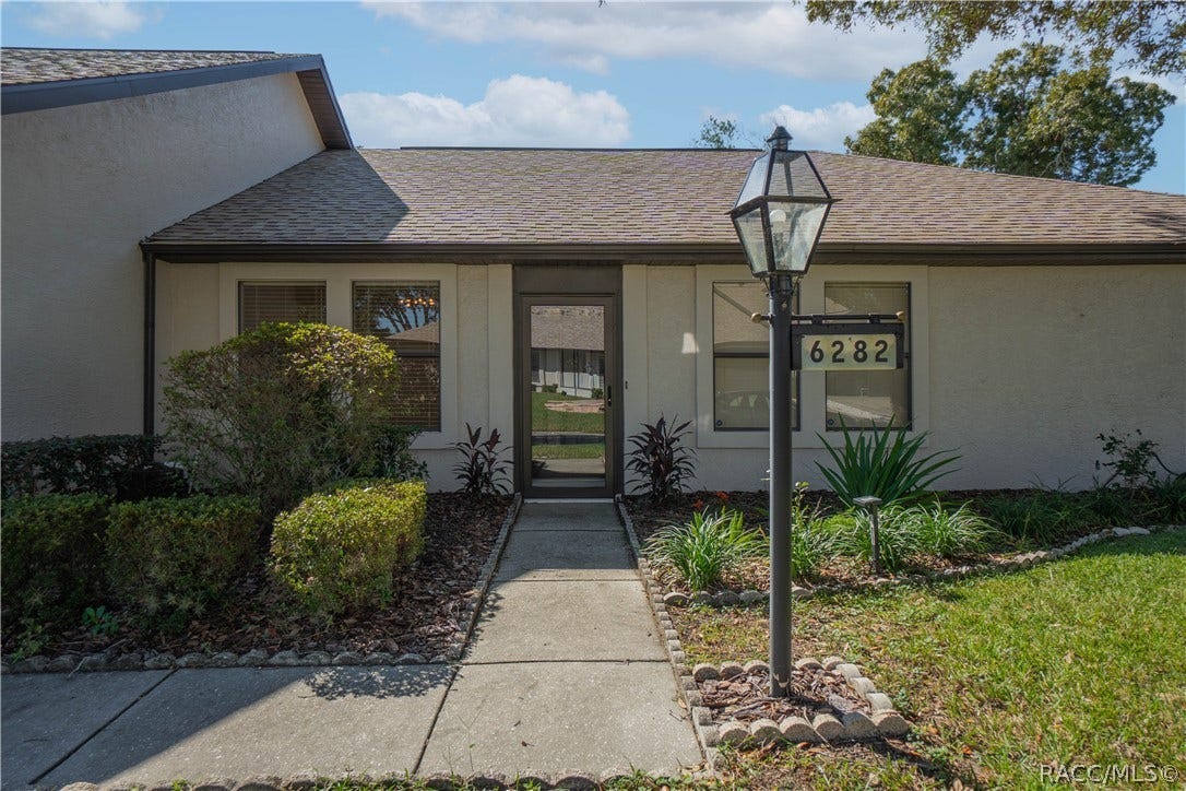 6282 W Lexington Drive, Crystal River, FL 34429 6282 W Lexington Drive, Crystal River, FL 34429