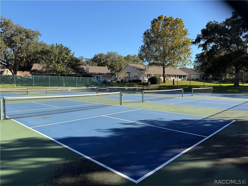 6282 W Lexington Drive, Crystal River, FL 34429 6282 W Lexington Drive, Crystal River, FL 34429