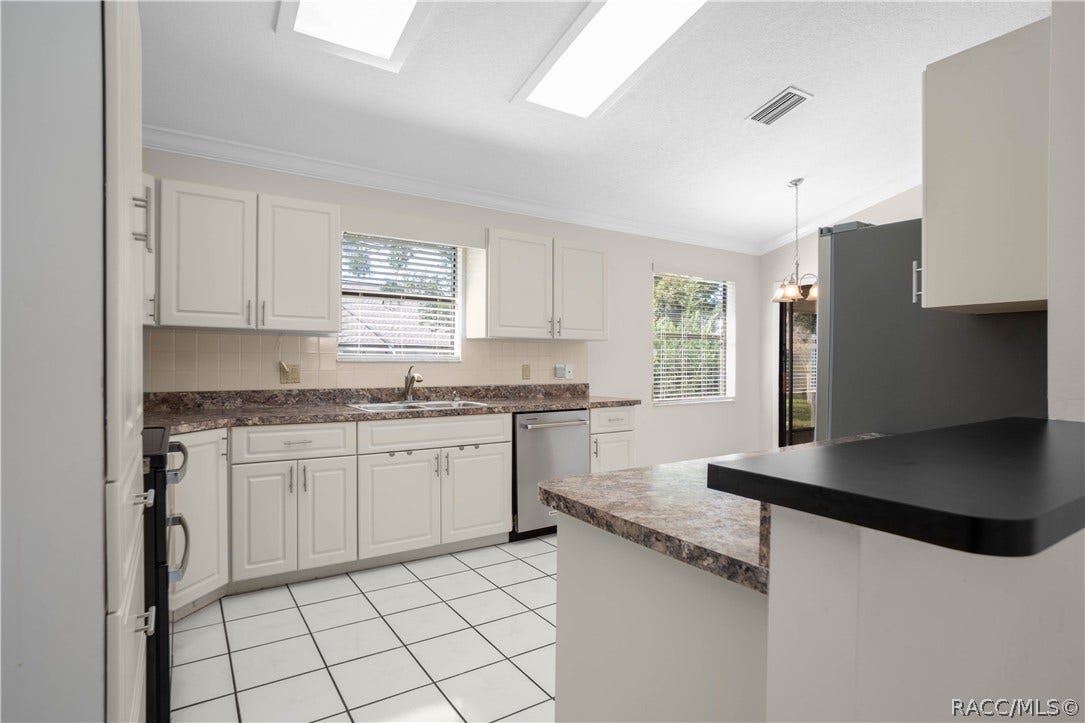 6282 W Lexington Drive, Crystal River, FL 34429 6282 W Lexington Drive, Crystal River, FL 34429