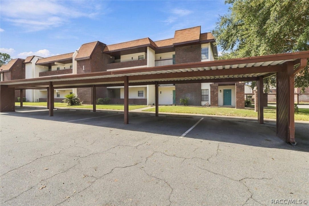 1 Cypress Run, #16-B, Homosassa, FL 34446