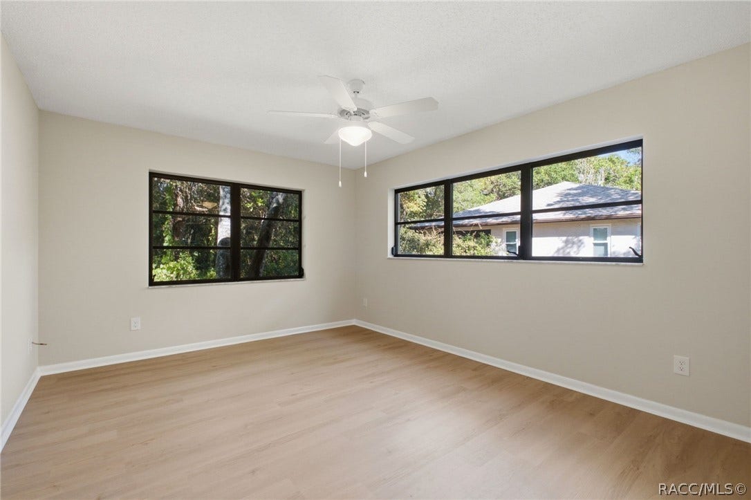 12 Sycamore Court E, Homosassa, FL 34446