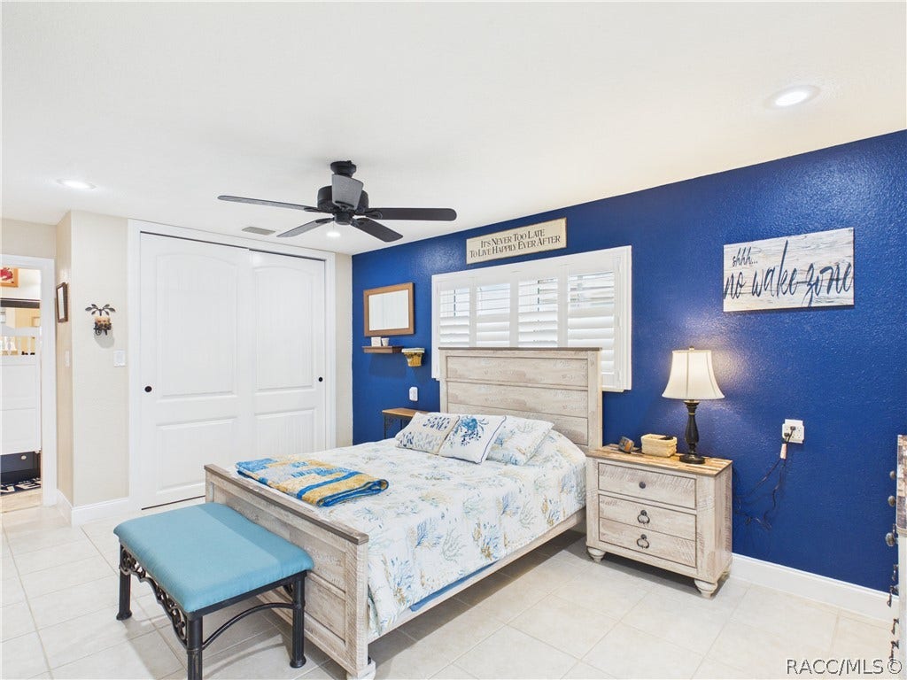 12018 W Bayshore Drive, Crystal River, FL 34429 12018 W Bayshore Drive, Crystal River, FL 34429