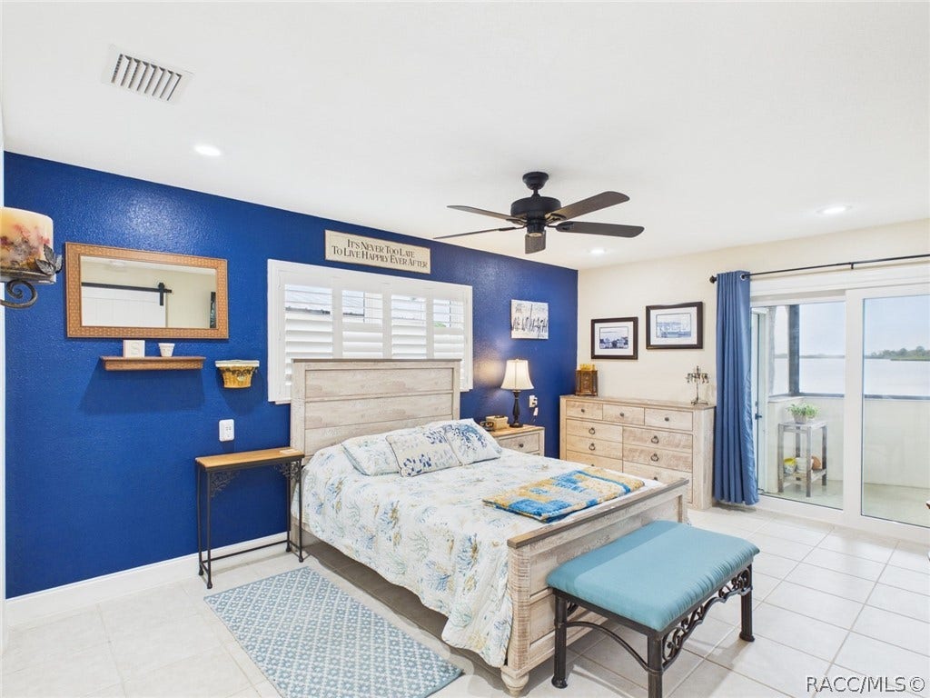 12018 W Bayshore Drive, Crystal River, FL 34429 12018 W Bayshore Drive, Crystal River, FL 34429
