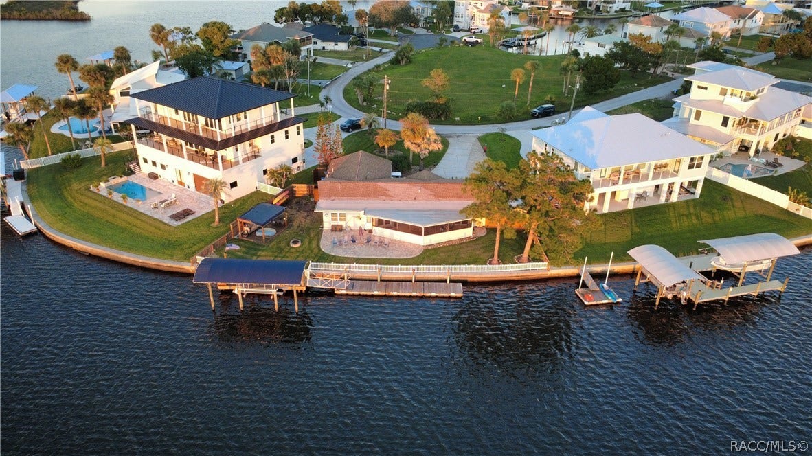12018 W Bayshore Drive, Crystal River, FL 34429 12018 W Bayshore Drive, Crystal River, FL 34429