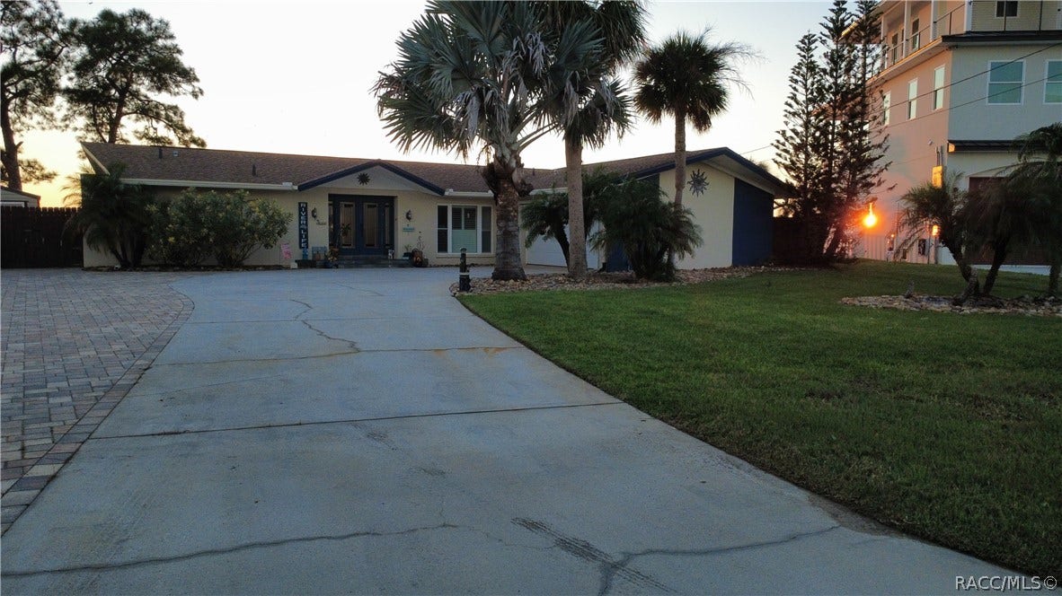 12018 W Bayshore Drive, Crystal River, FL 34429 12018 W Bayshore Drive, Crystal River, FL 34429