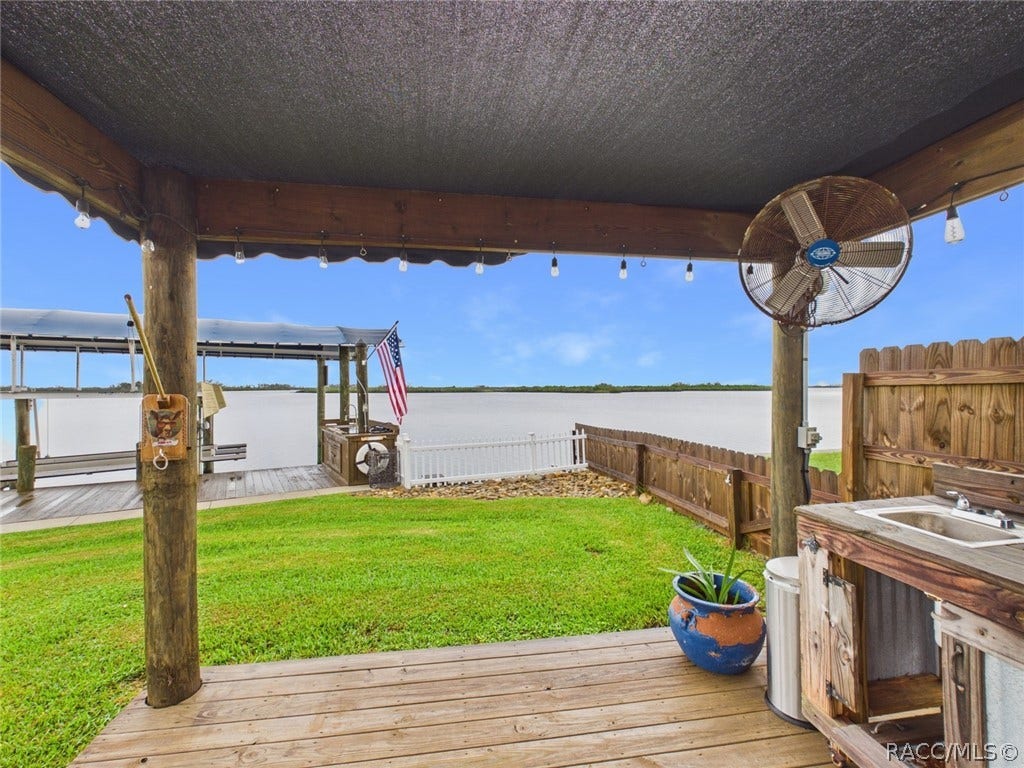 12018 W Bayshore Drive, Crystal River, FL 34429 12018 W Bayshore Drive, Crystal River, FL 34429