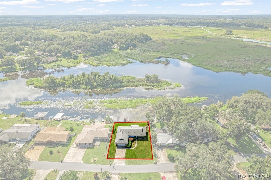 9122 E Point O Woods Drive, Inverness, FL 34453 9122 E Point O Woods Drive, Inverness, FL 34453
