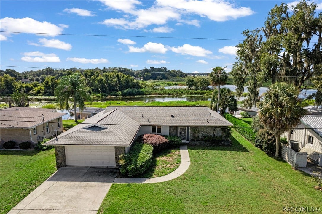 9122 E Point O Woods Drive, Inverness, FL 34453 9122 E Point O Woods Drive, Inverness, FL 34453
