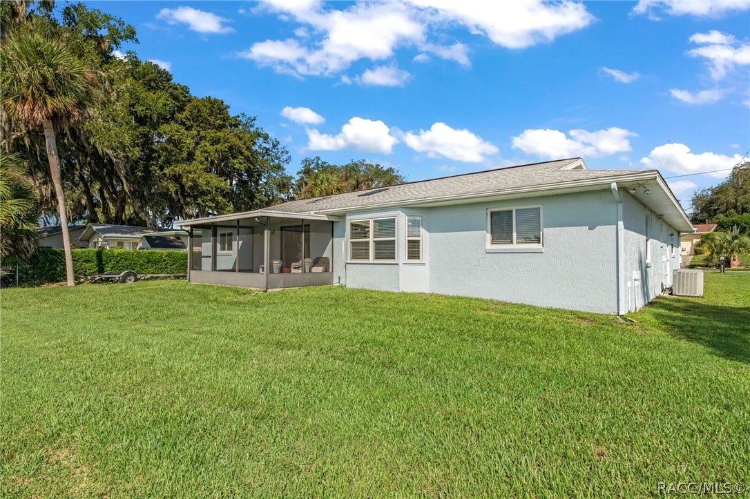 9122 E Point O Woods Drive, Inverness, FL 34453 9122 E Point O Woods Drive, Inverness, FL 34453