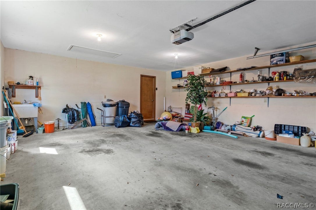 9122 E Point O Woods Drive, Inverness, FL 34453 9122 E Point O Woods Drive, Inverness, FL 34453