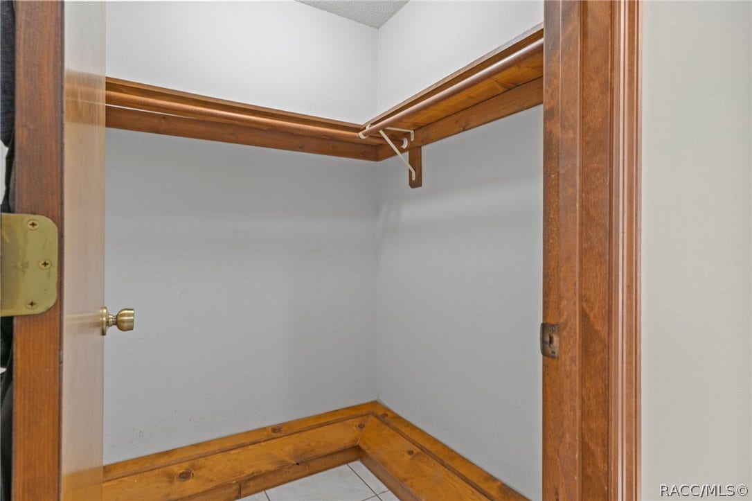 9122 E Point O Woods Drive, Inverness, FL 34453 9122 E Point O Woods Drive, Inverness, FL 34453