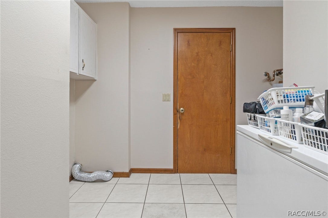 9122 E Point O Woods Drive, Inverness, FL 34453 9122 E Point O Woods Drive, Inverness, FL 34453
