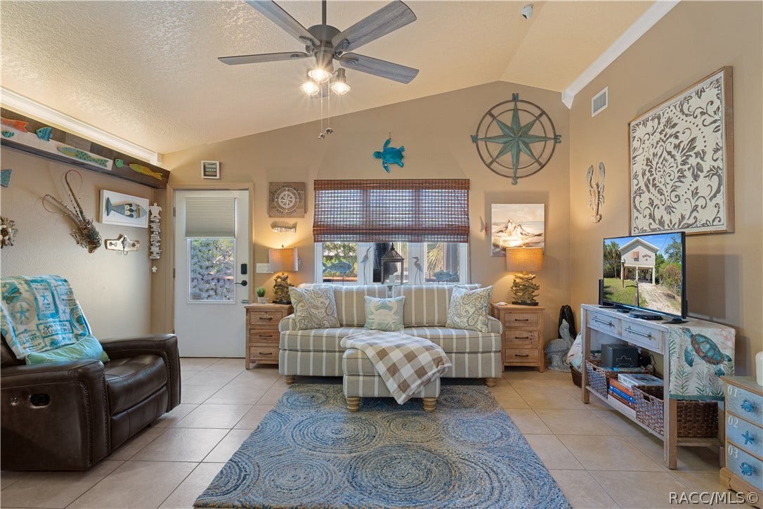 12009 W Gulf Breeze Court, Crystal River, FL 34429 12009 W Gulf Breeze Court, Crystal River, FL 34429