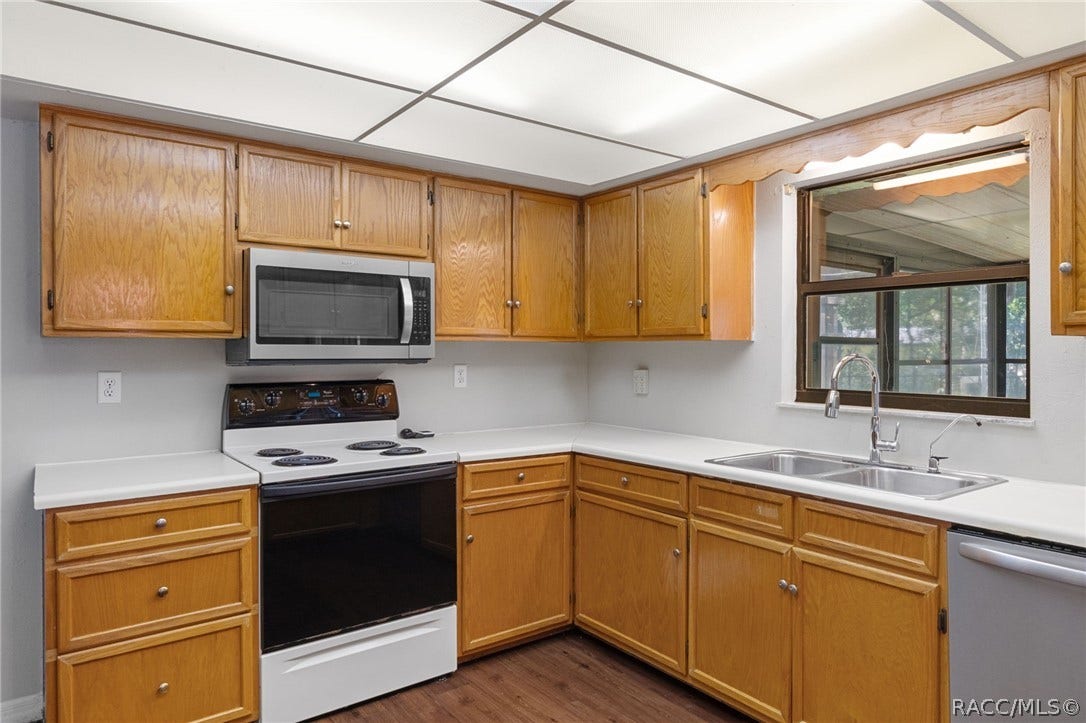 922 Cedar Avenue, Inverness, FL 34452