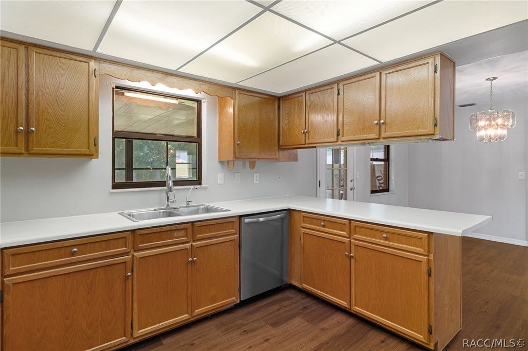 922 Cedar Avenue, Inverness, FL 34452