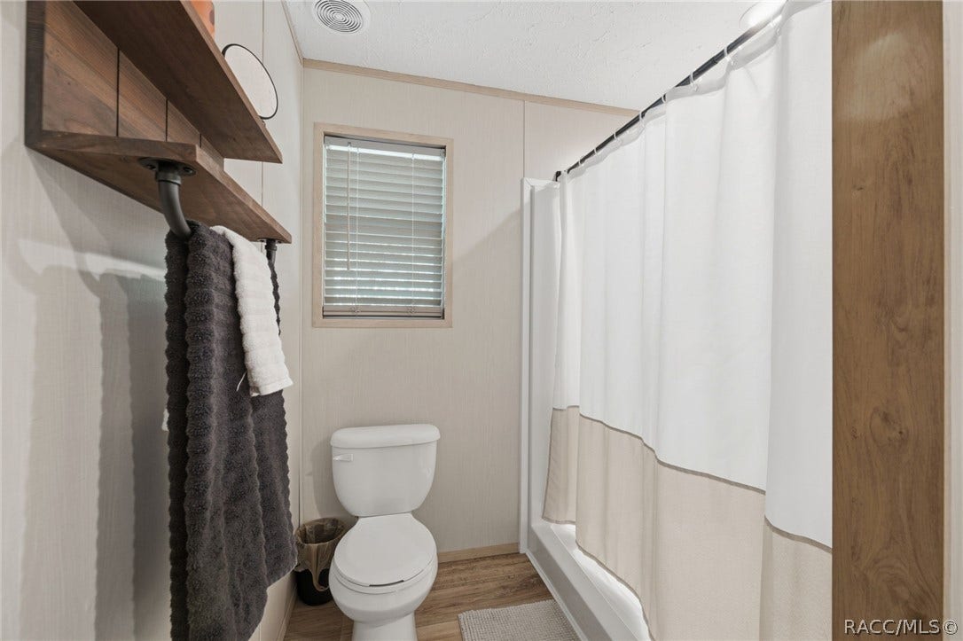 2035 S Goode Point, Homosassa, FL 34448 Primary Bathroom
