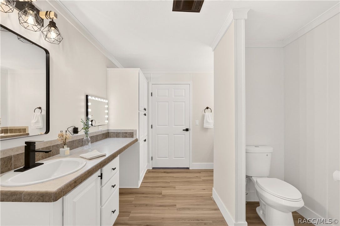 5323 E South Crossing Court, Inverness, FL 34452 5323 E South Crossing Court, Inverness, FL 34452