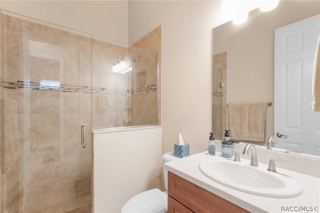 1323 N WHISPERWOOD Drive, Hernando, FL 34442 1323 N WHISPERWOOD Drive, Hernando, FL 34442