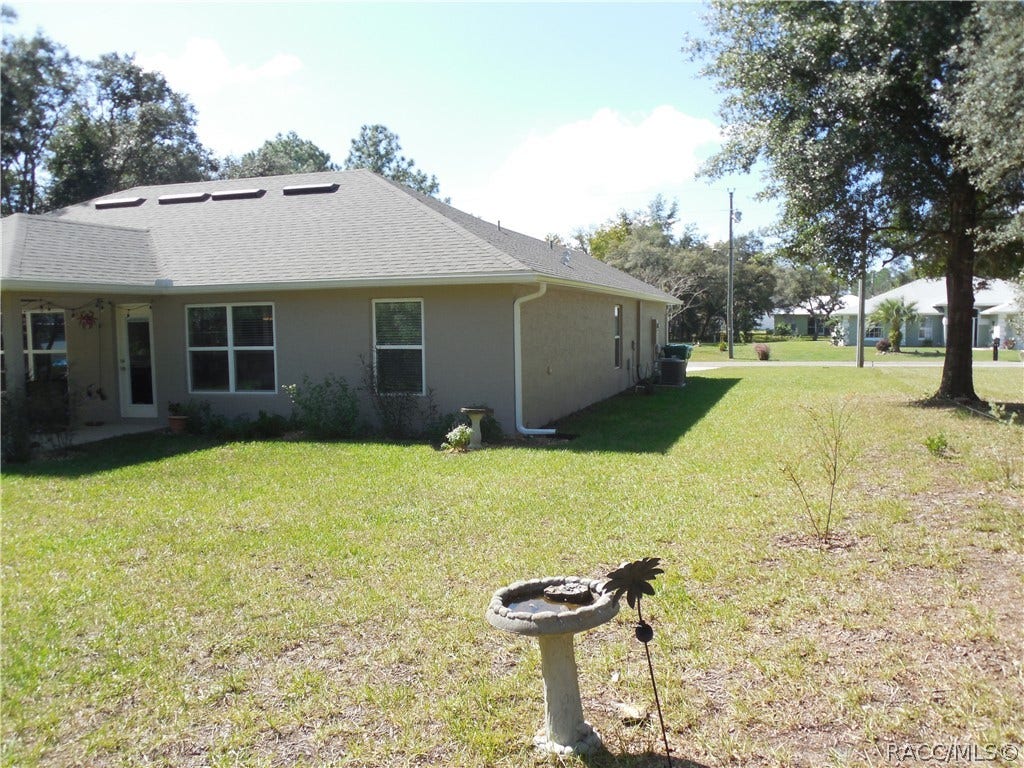8135 N ISBEN Drive, Dunnellon, FL 34433 8135 N ISBEN Drive, Dunnellon, FL 34433