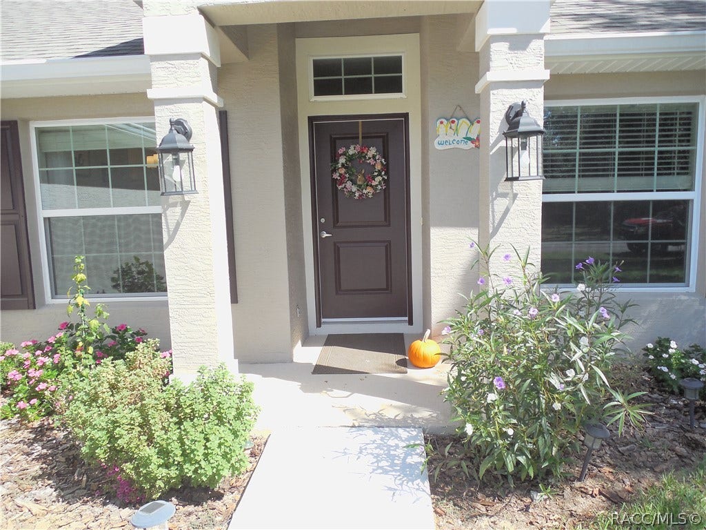 8135 N ISBEN Drive, Dunnellon, FL 34433 8135 N ISBEN Drive, Dunnellon, FL 34433
