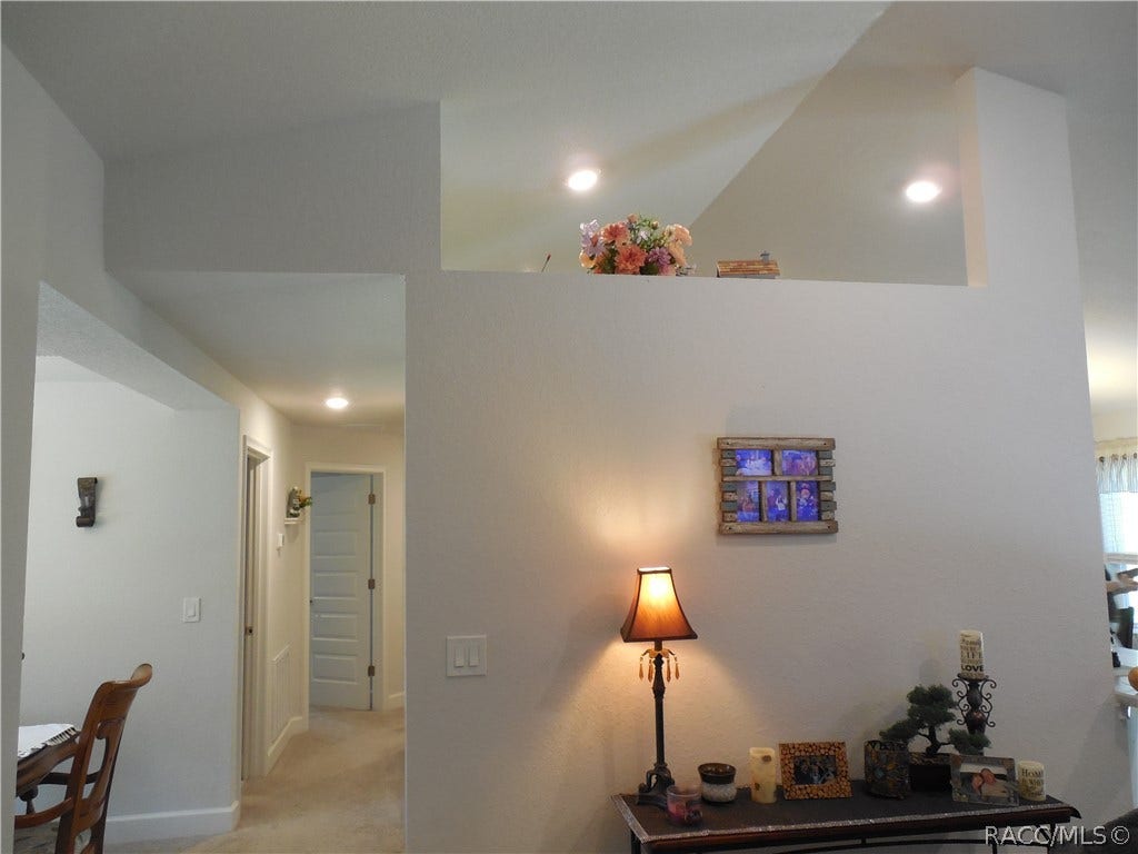 8135 N ISBEN Drive, Dunnellon, FL 34433 8135 N ISBEN Drive, Dunnellon, FL 34433