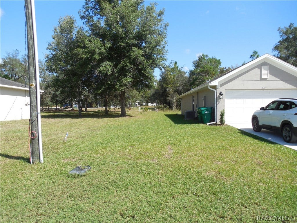 8135 N ISBEN Drive, Dunnellon, FL 34433 8135 N ISBEN Drive, Dunnellon, FL 34433