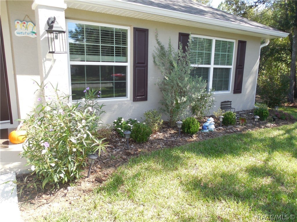 8135 N ISBEN Drive, Dunnellon, FL 34433 8135 N ISBEN Drive, Dunnellon, FL 34433