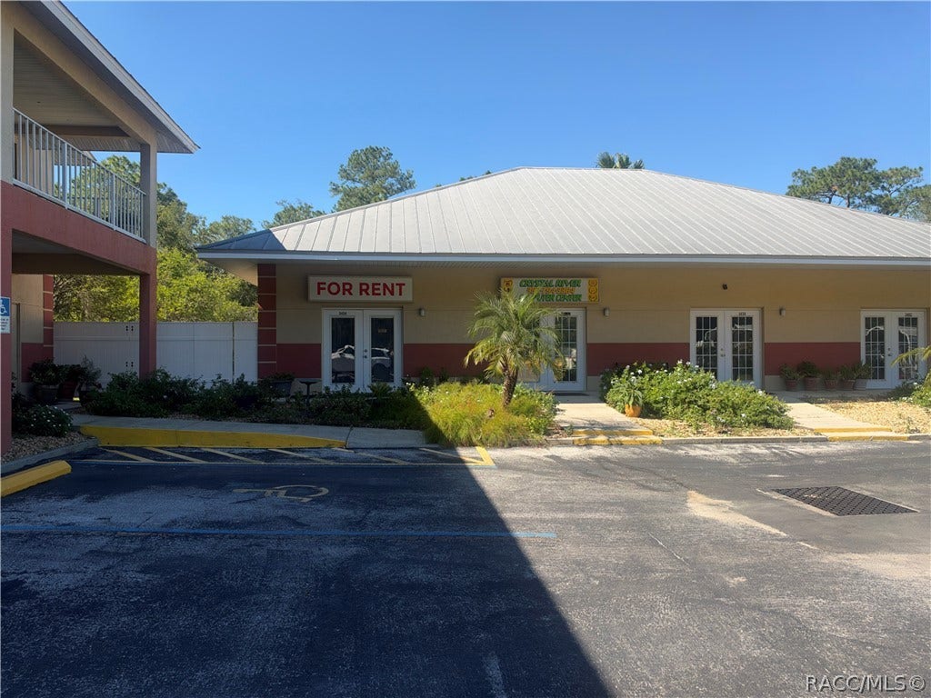 3454 N Citrus Avenue, Crystal River, FL 34428 3454 N Citrus Avenue, Crystal River, FL 34428