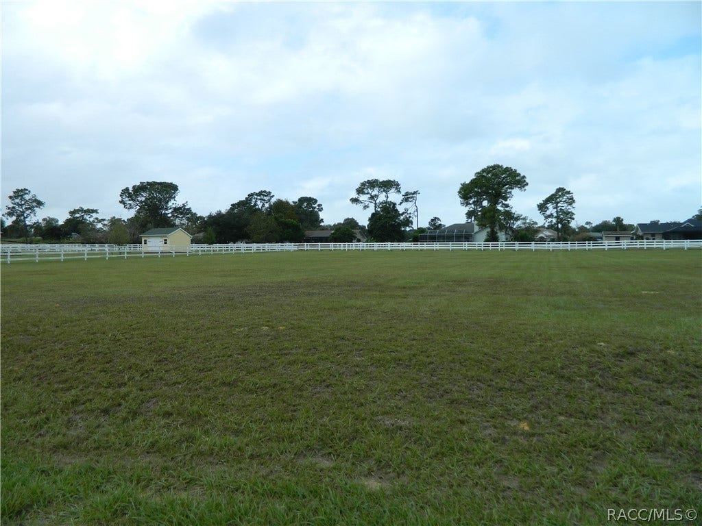 1308 N Spend A Buck Drive, Hernando, FL 34442 1 ACRE