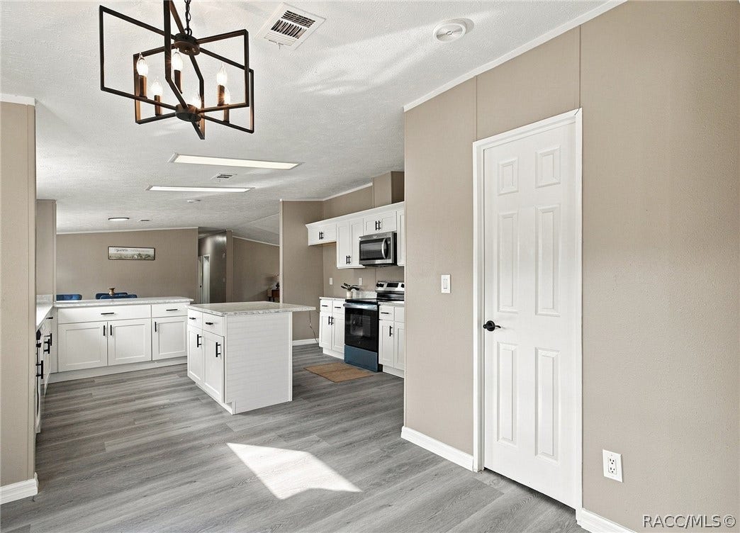 5715 S Florence Point, Homosassa, FL 34446